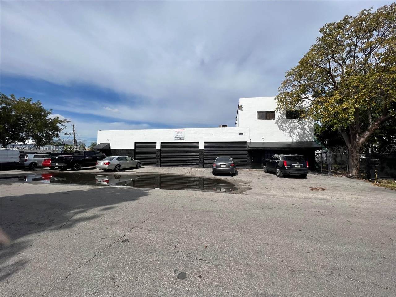 5715 Dawson St - Photo 1