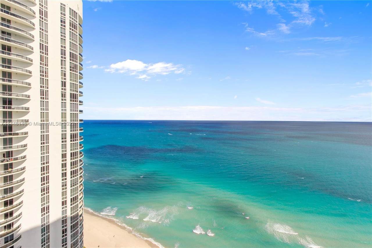 15901 Collins Ave - Photo 1