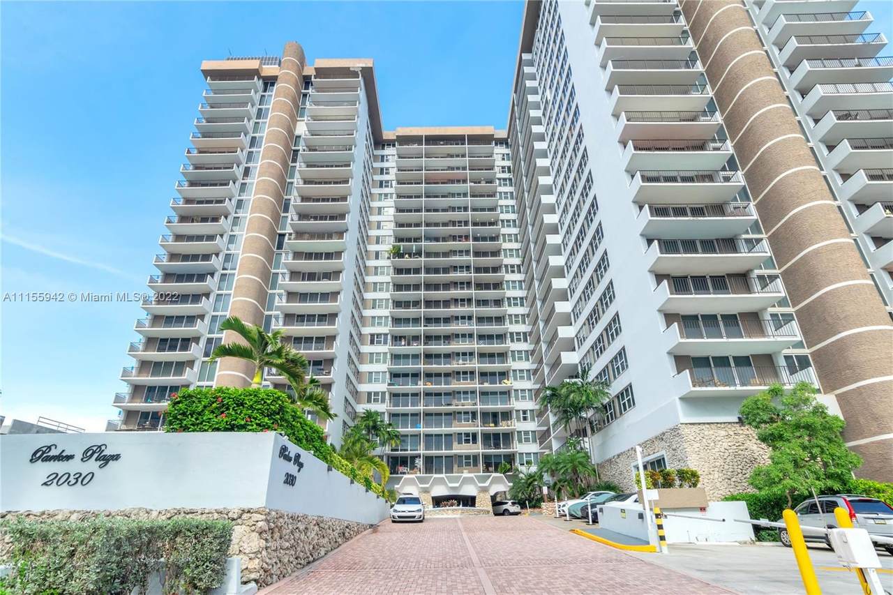 2030 Ocean Dr - Photo 1