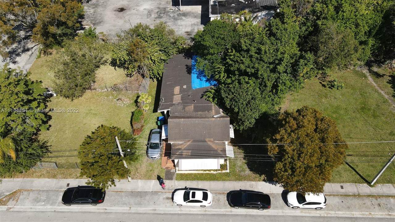 3373 Thomas Ave - Photo 1