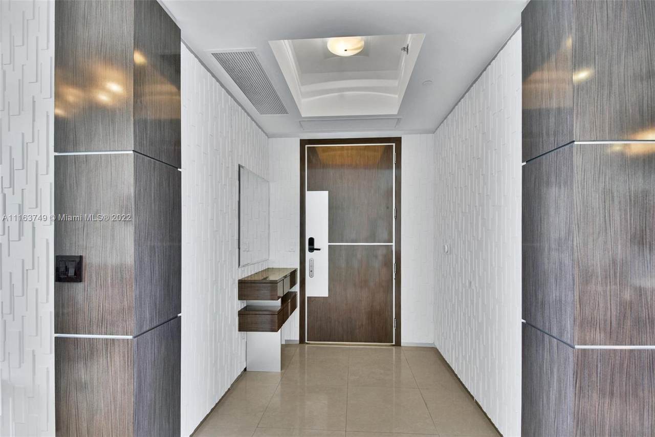 16001 Collins Ave - Photo 1