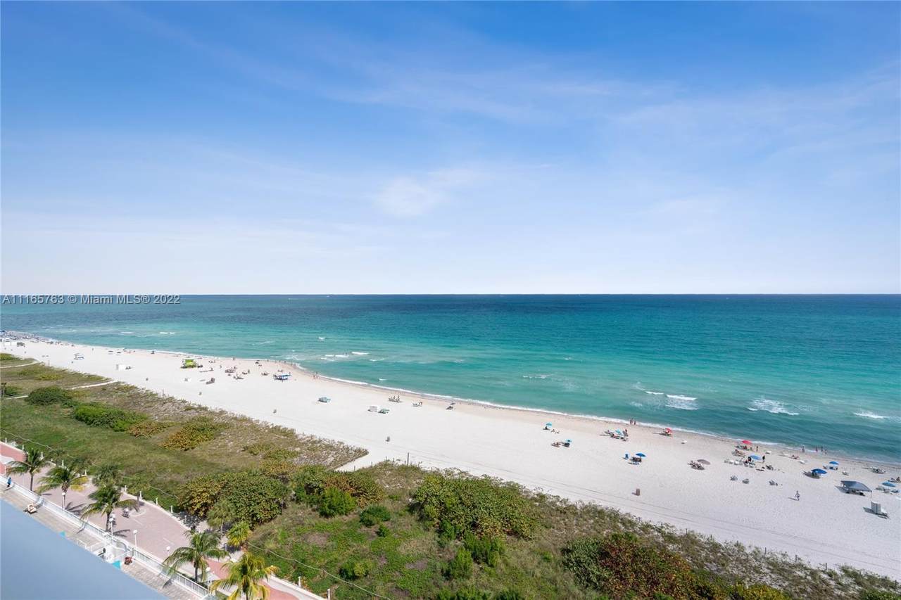 5601 Collins Ave - Photo 1
