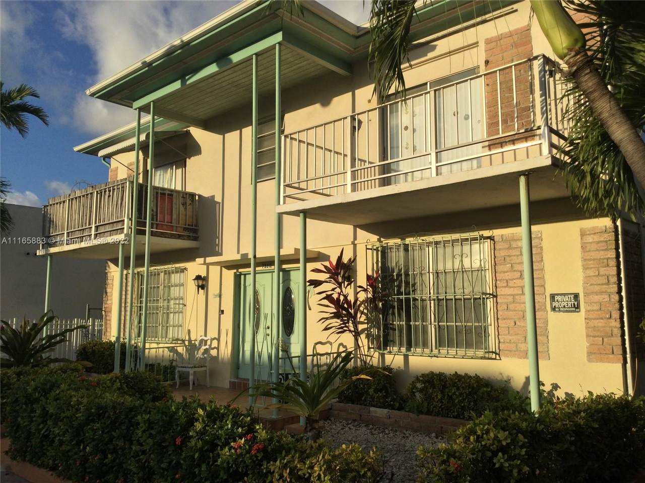 7330 Byron Ave - Photo 1