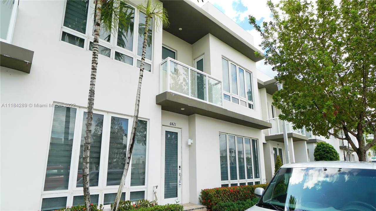 6421 104th Path - Photo 1