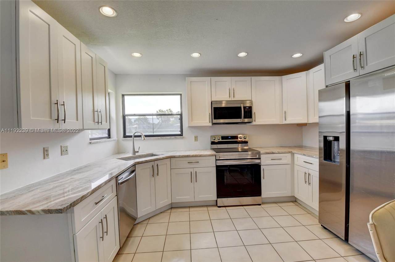 2360 12th St - Photo 1