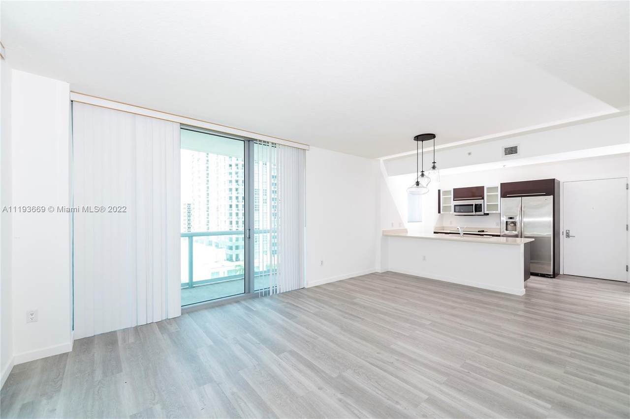 333 24th St - Photo 1