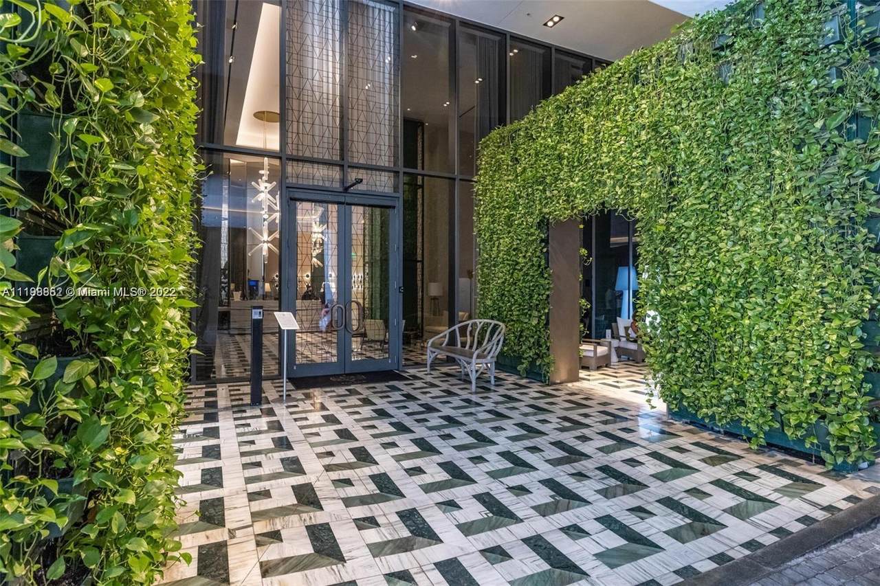 801 Miami Ave - Photo 1