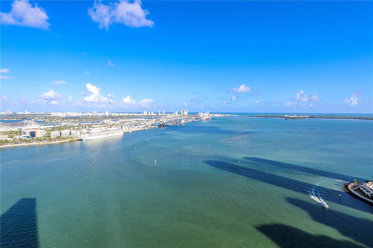 335 Biscayne Blvd - Photo 1