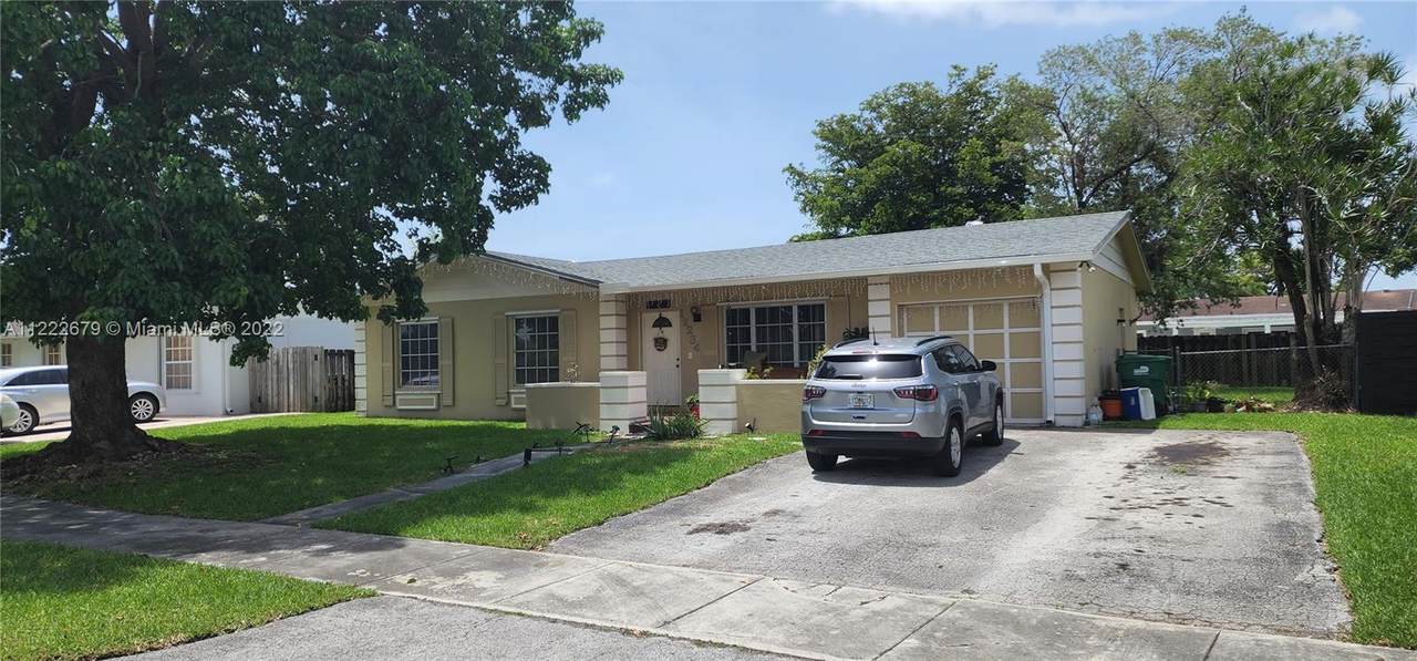 12234 105th Ln - Photo 1