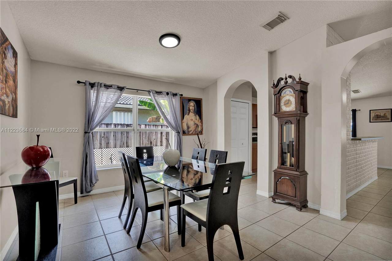 27973 136th Pl - Photo 1