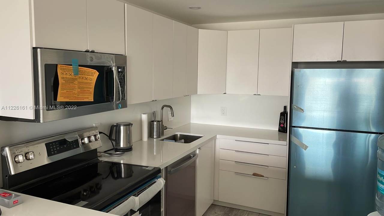 13499 Biscayne Blvd - Photo 1