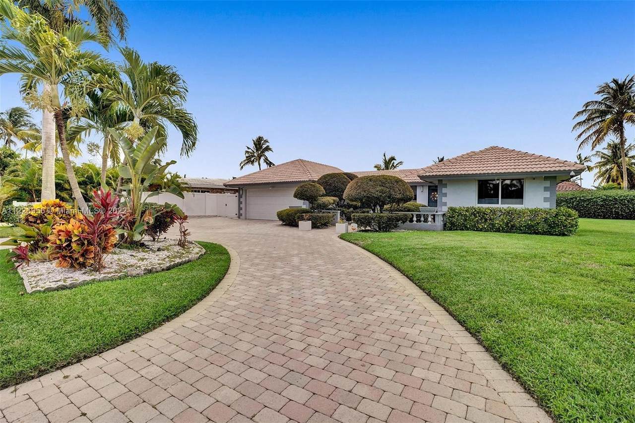 5421 Bayview Dr - Photo 1