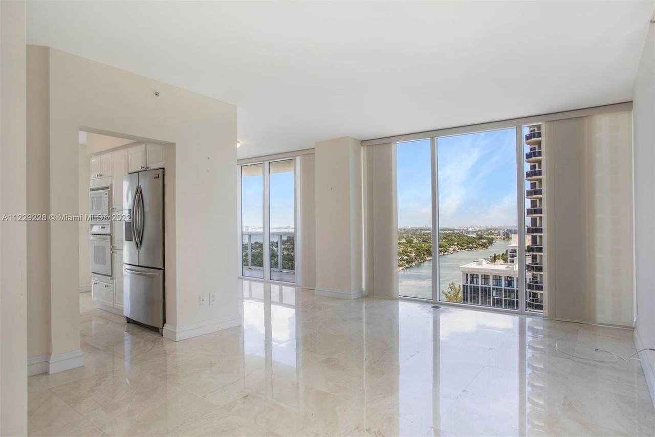 4775 Collins Ave - Photo 1