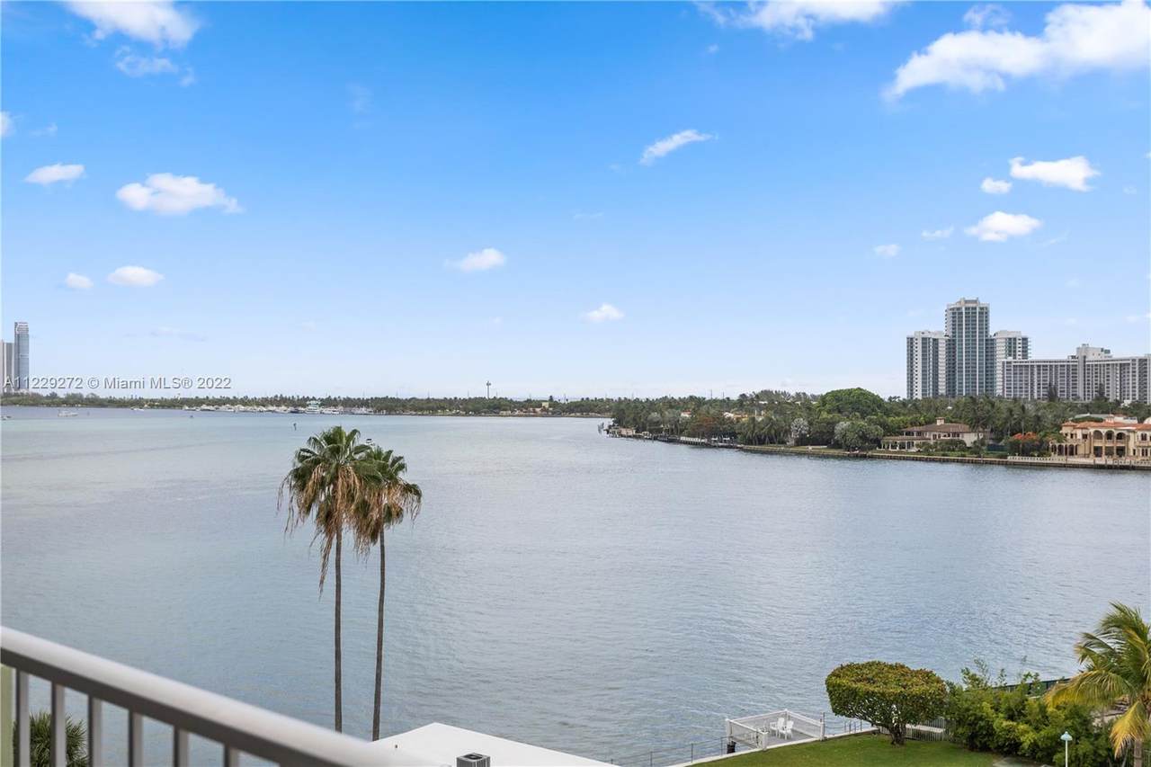 10350 Bay Harbor Dr - Photo 1