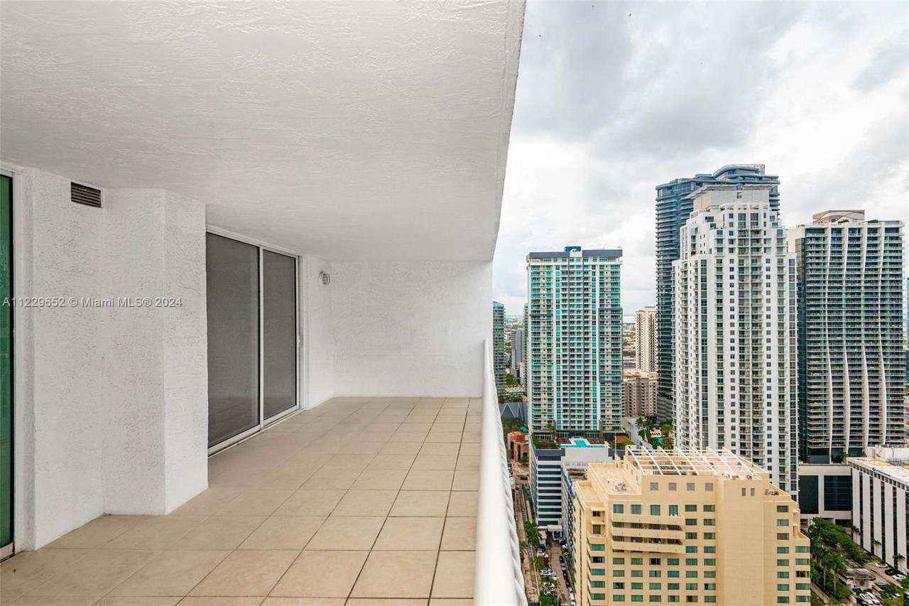https://bt-photos.global.ssl.fastly.net/miami/1280_boomver_2_A11229652-2.jpg