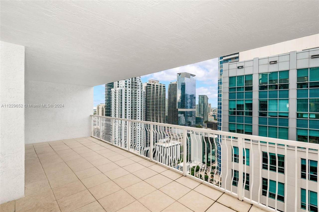 https://bt-photos.global.ssl.fastly.net/miami/1280_boomver_2_A11229652-2.jpg