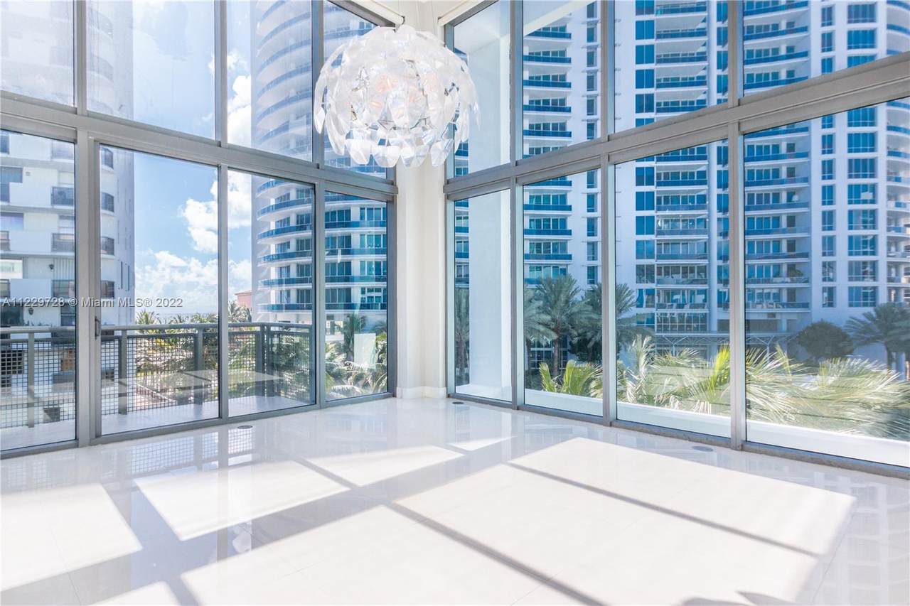 6000 Collins Ave - Photo 1