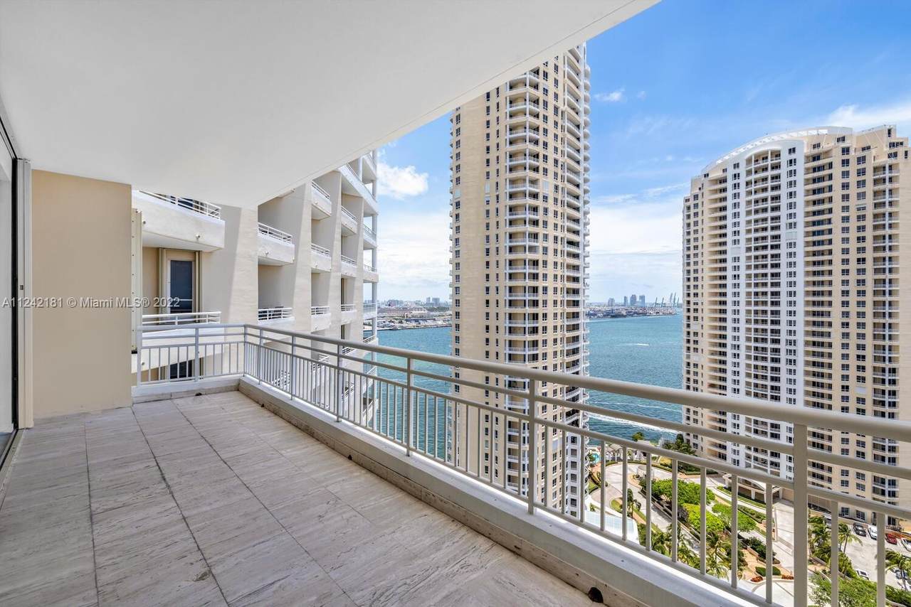 888 Brickell Key Dr - Photo 1