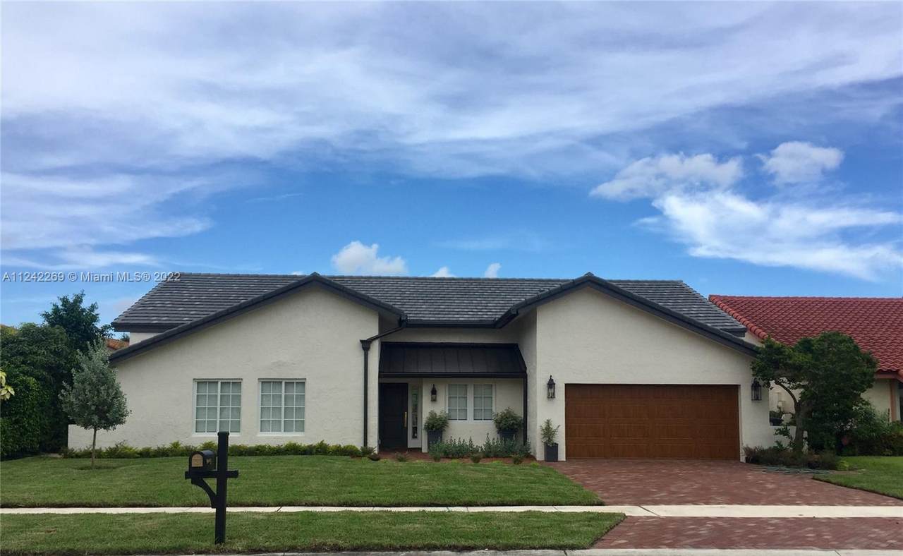 5180 Deerhurst Crescent Cir - Photo 1