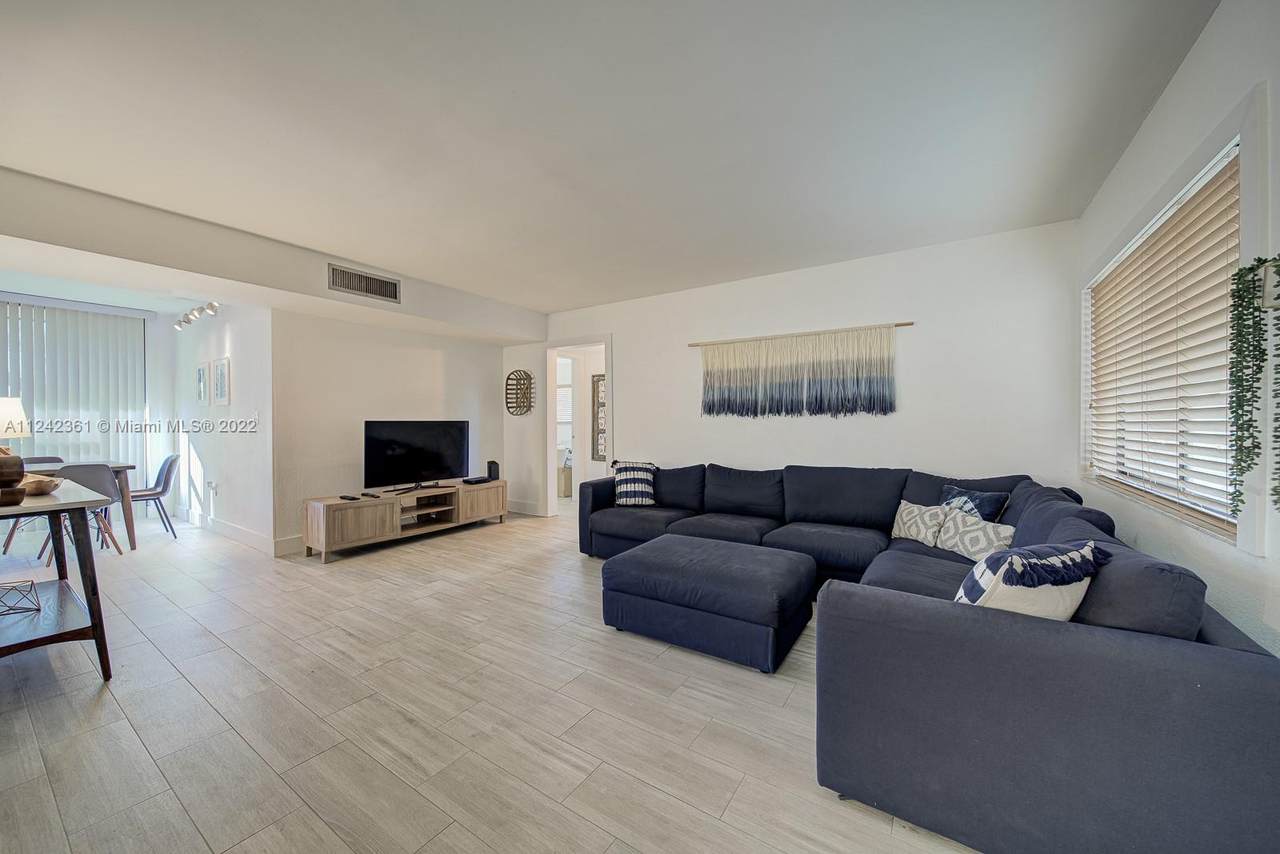 8015 107th Ave - Photo 1