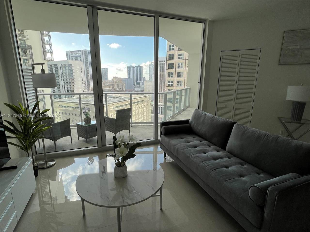 300 Biscayne Blvd - Photo 1
