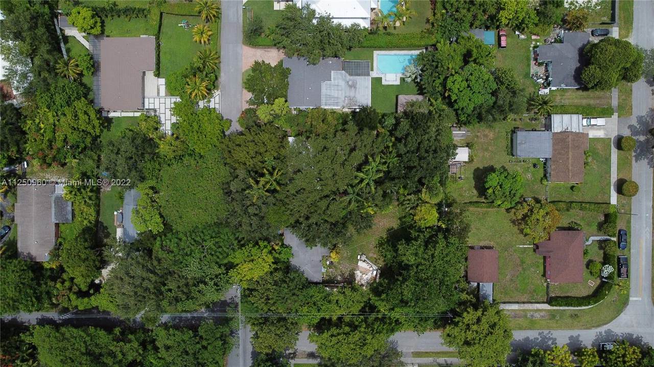 6731 64th Ave - Photo 1