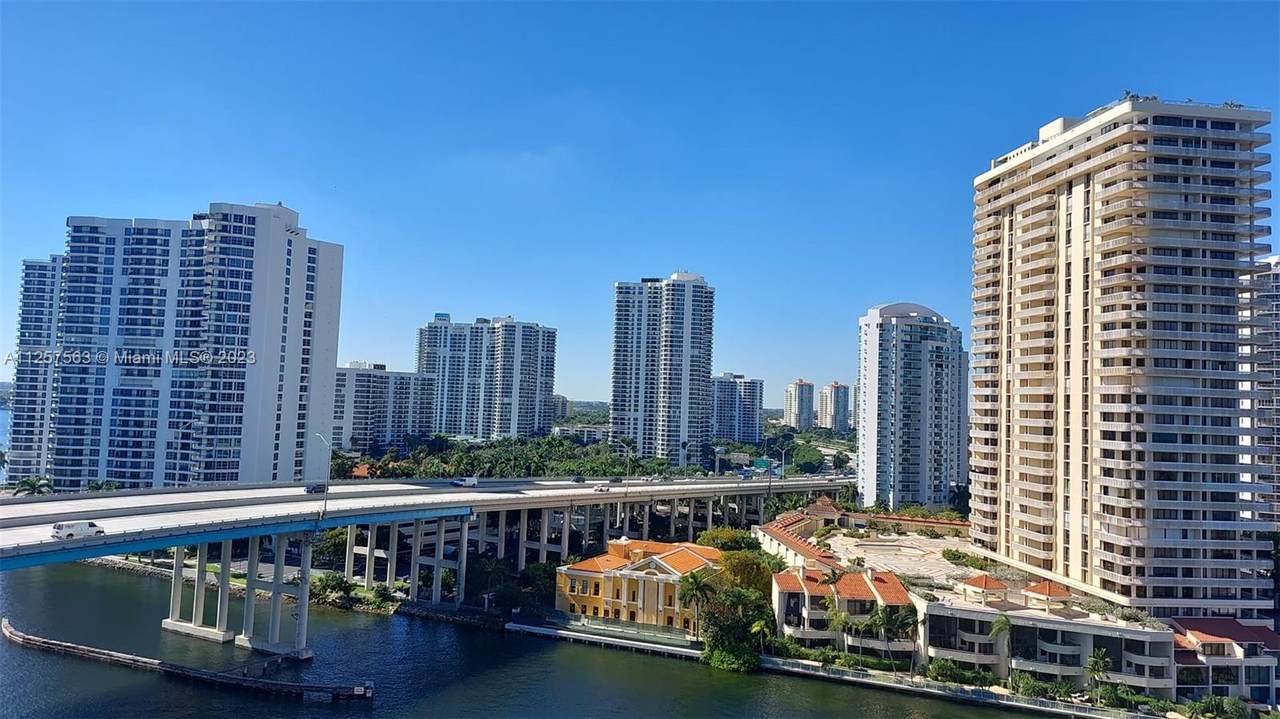 19390 Collins Ave - Photo 1