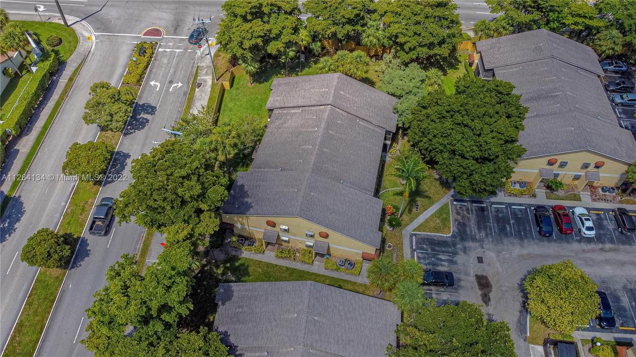 3065 Oakland Forest Dr - Photo 1