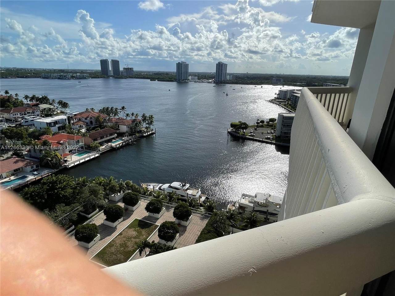 1000 Island Blvd - Photo 1