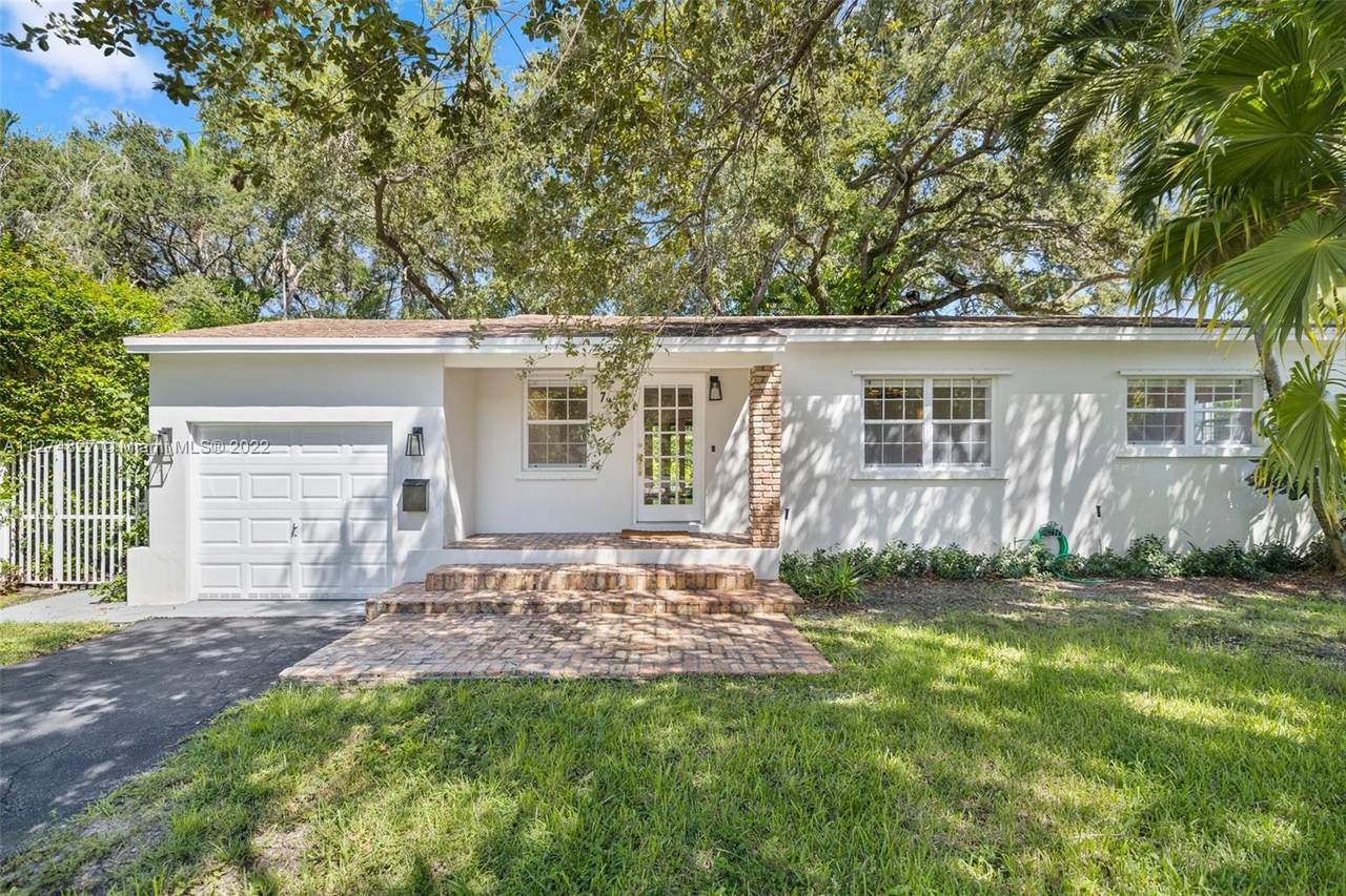 7431 63rd Ct - Photo 1