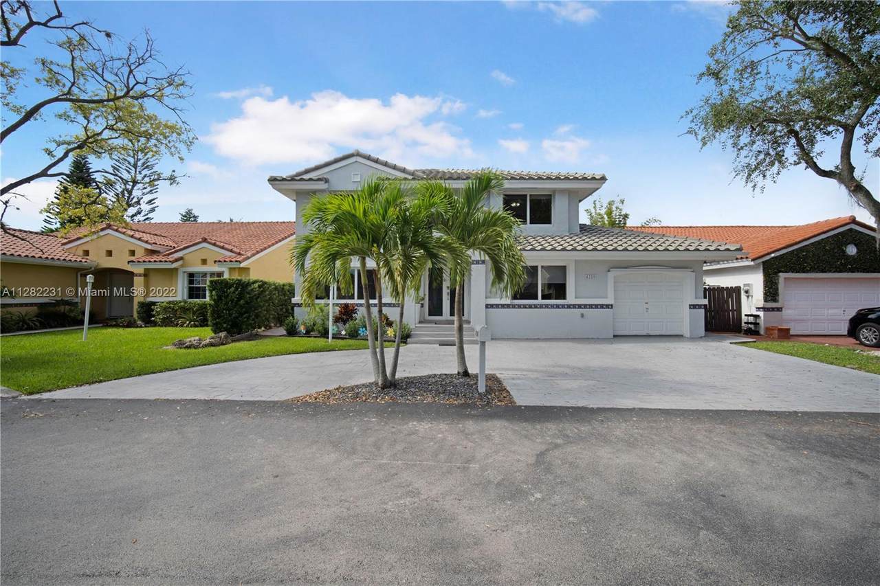 4280 150th Ave - Photo 1
