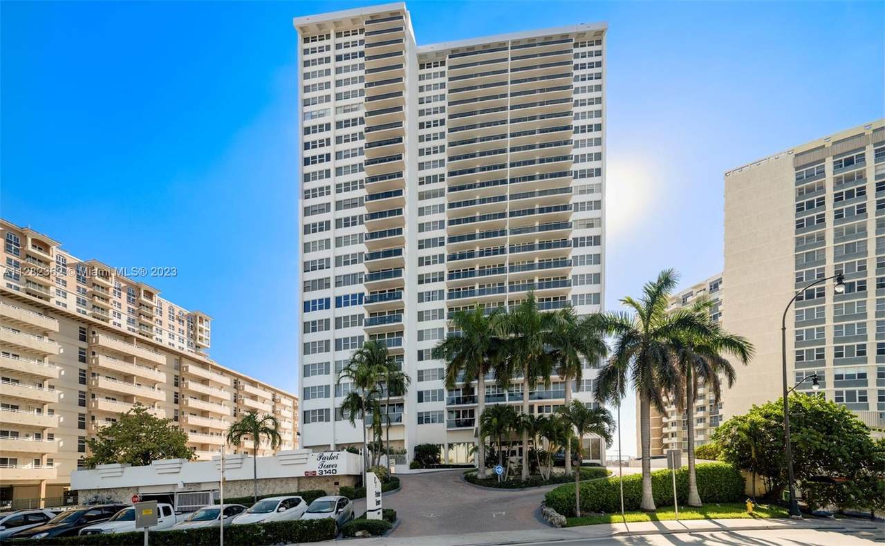 3140 Ocean Dr - Photo 1