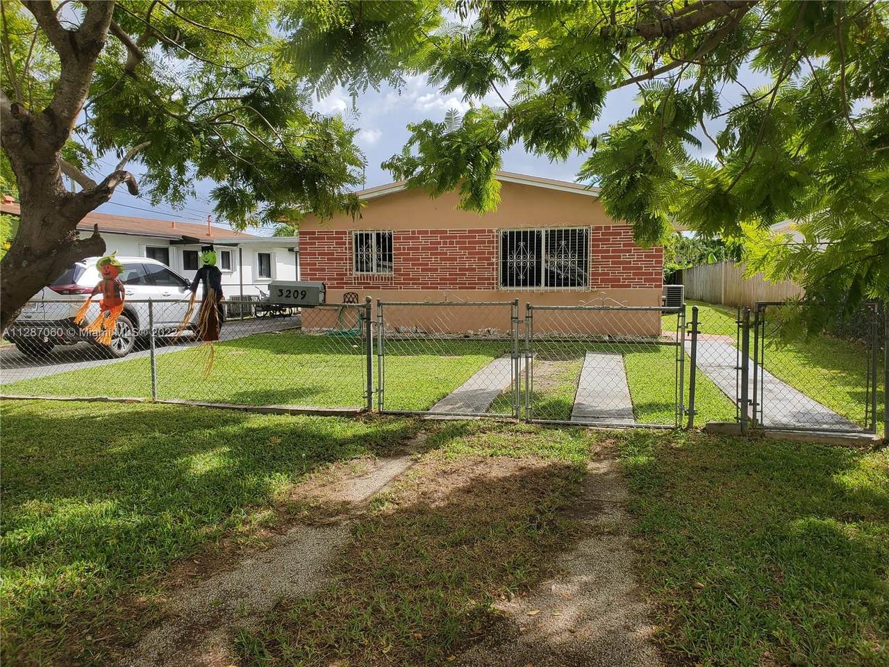 3209 64th Ave - Photo 1