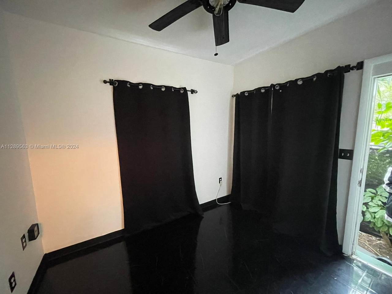 https://bt-photos.global.ssl.fastly.net/miami/orig_boomver_2_A11289563-2.jpg