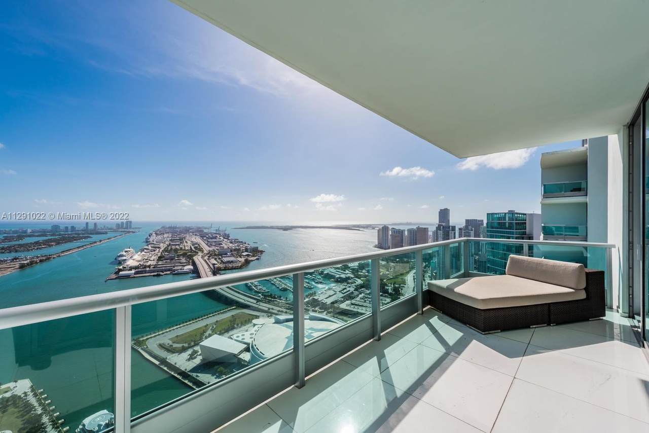 900 Biscayne Blvd - Photo 1