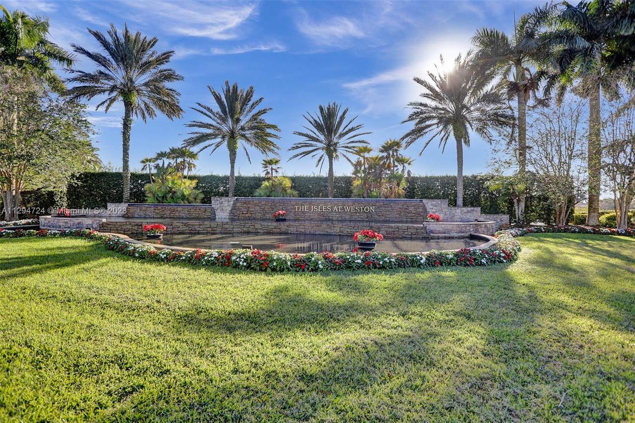 19125 Gardenia Ave - Photo 1