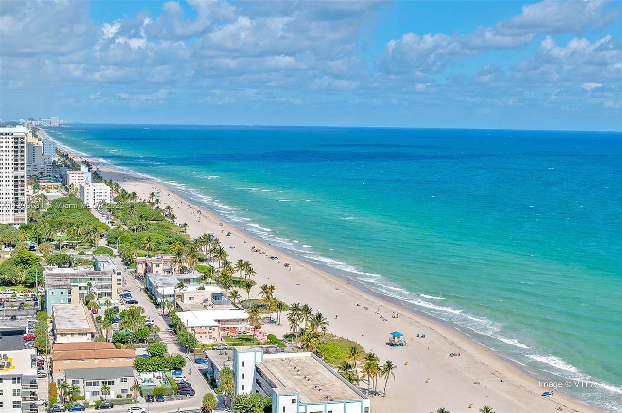 2201 Ocean Dr - Photo 1