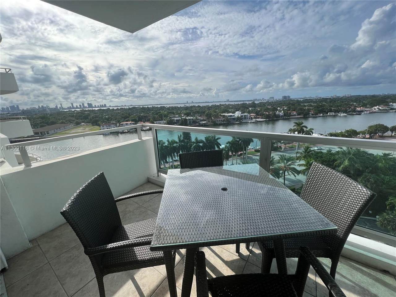 https://bt-photos.global.ssl.fastly.net/miami/1280_boomver_2_A11300116-2.jpg