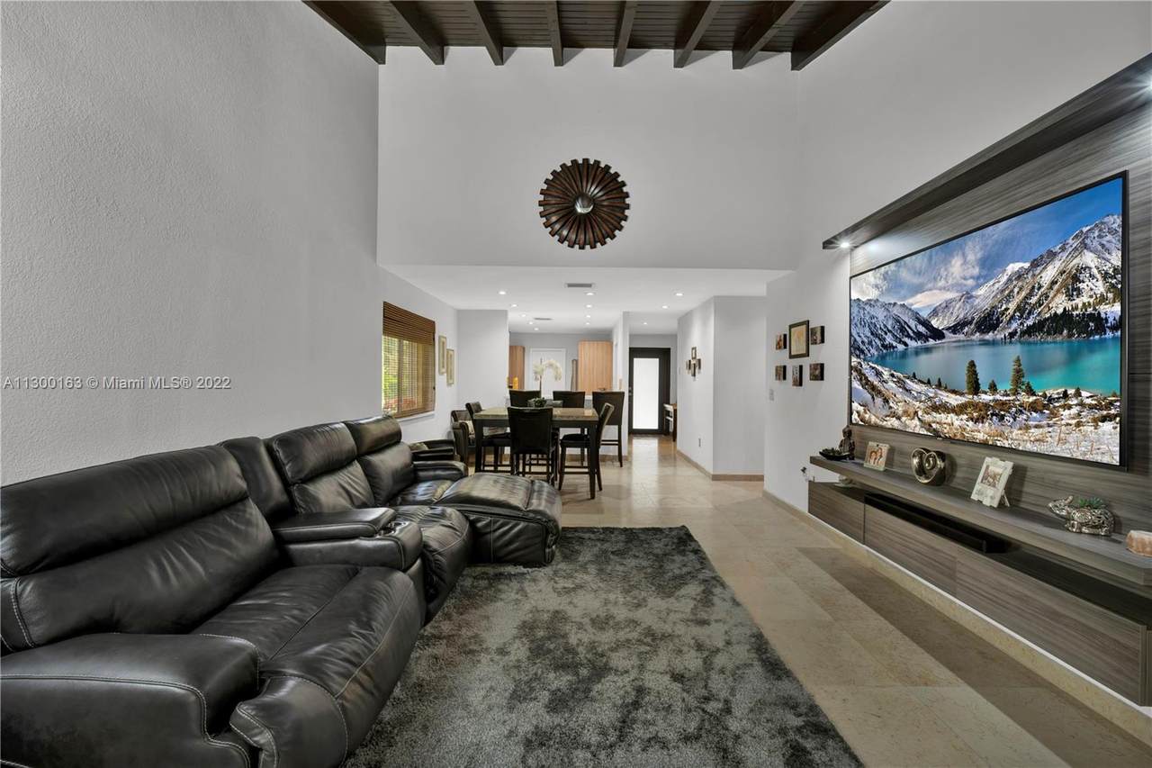 3996 Estepona Ave - Photo 1