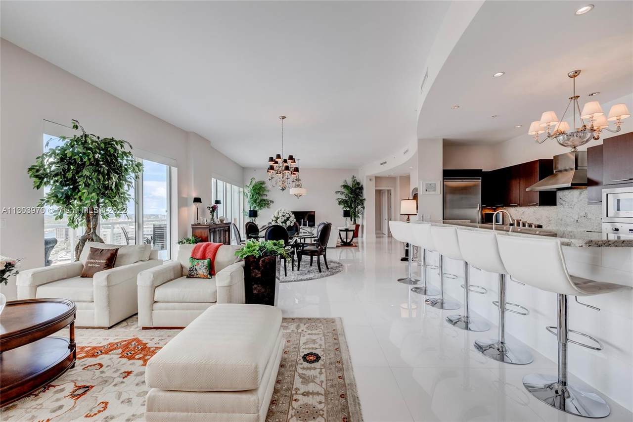 1 Ocean Blvd - Photo 1