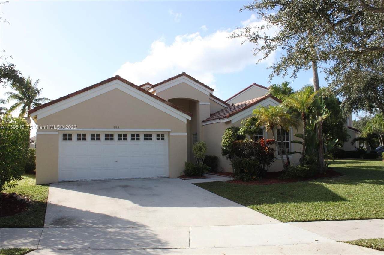 595 Cambridge Dr - Photo 1