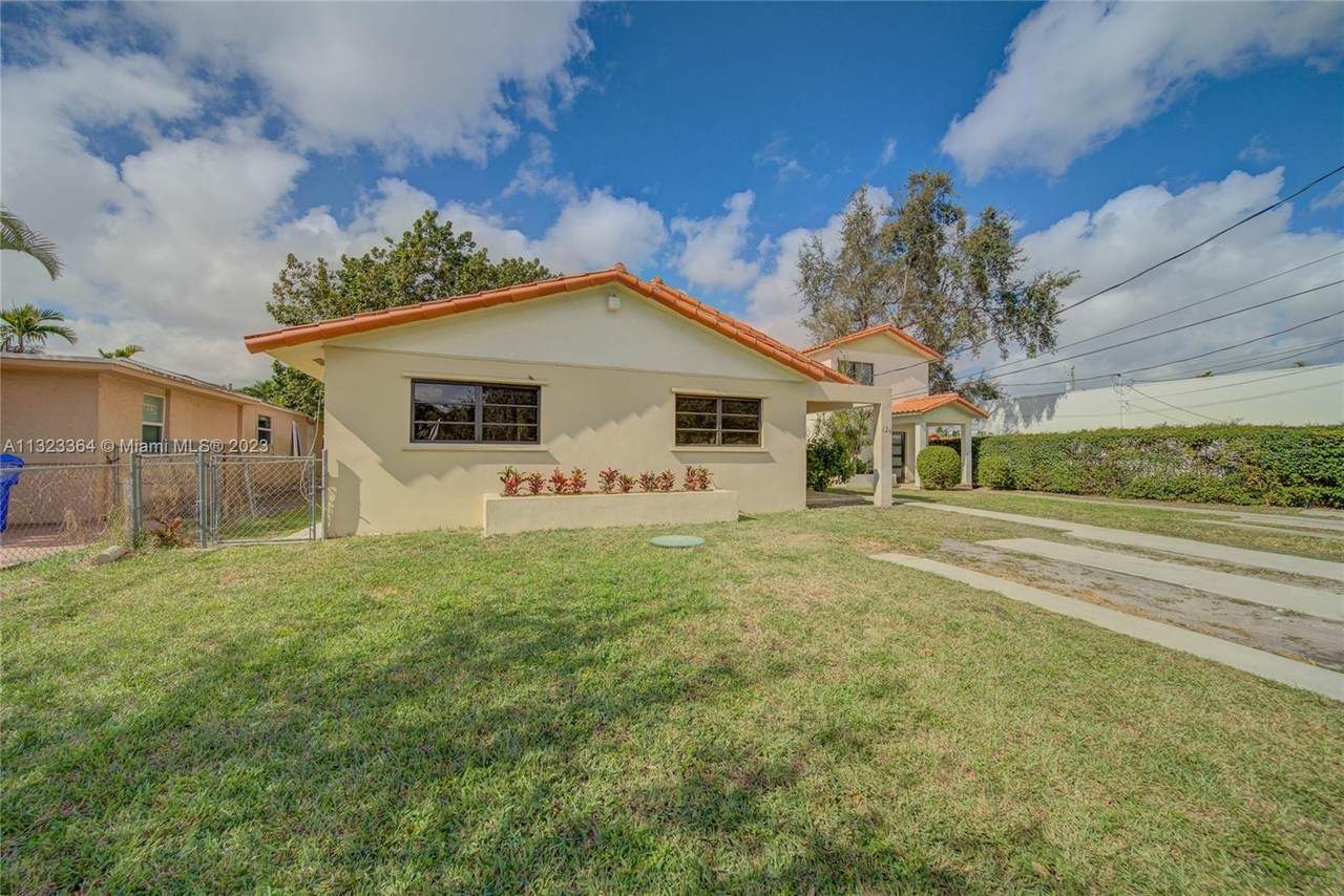 124 56th Ave - Photo 1