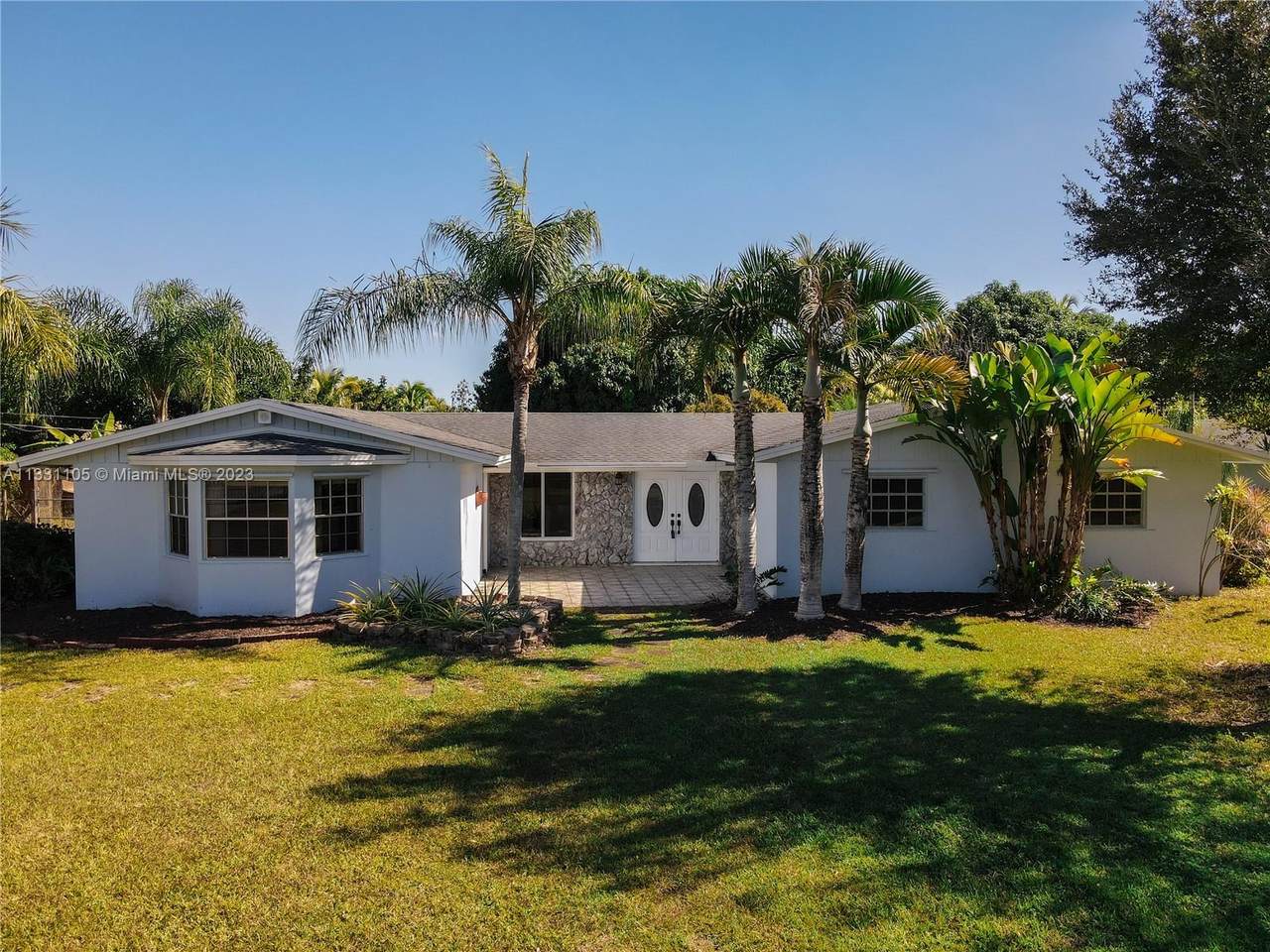 26105 193rd Ave - Photo 1