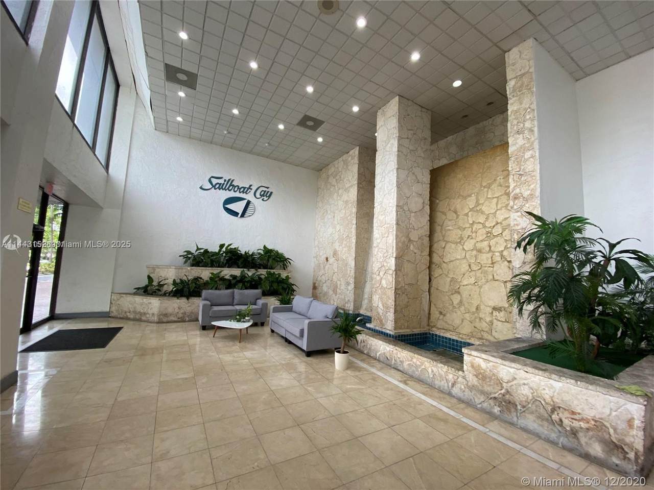https://bt-photos.global.ssl.fastly.net/miami/1280_boomver_2_A11443152-2.jpg