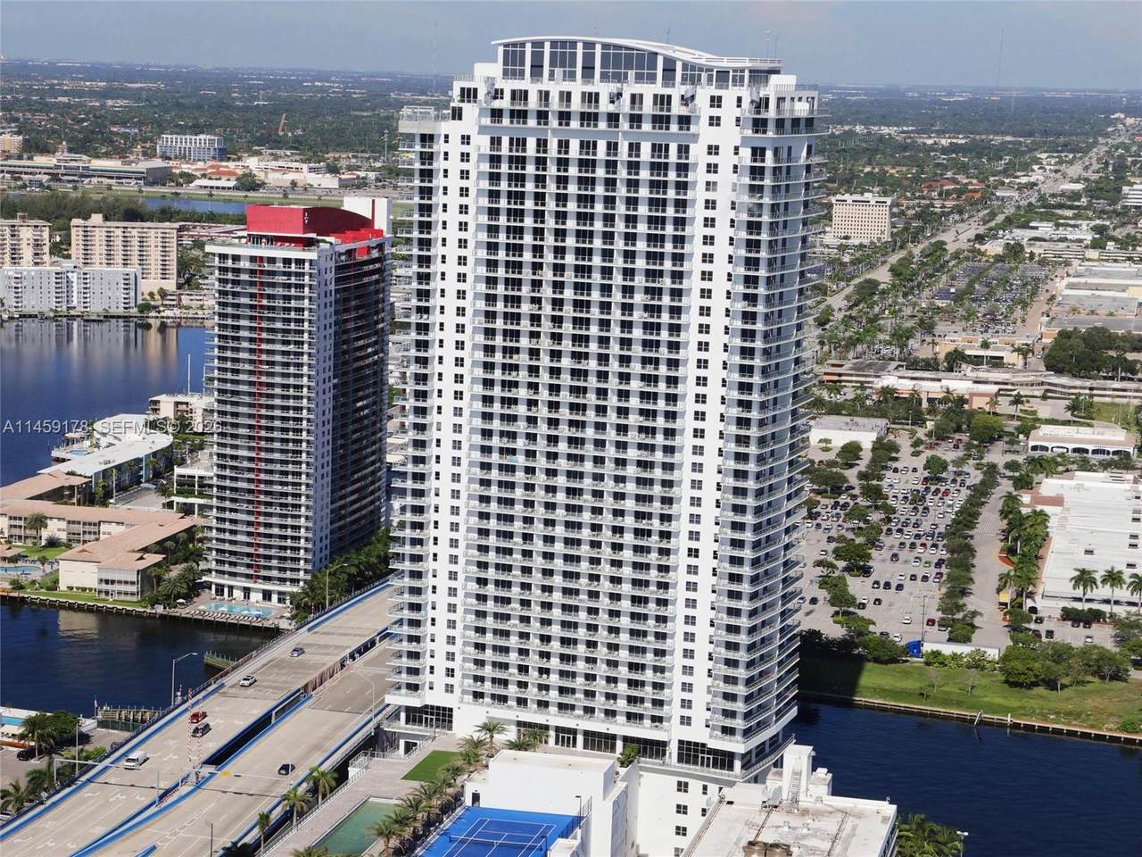 4010 Ocean Dr - Photo 1