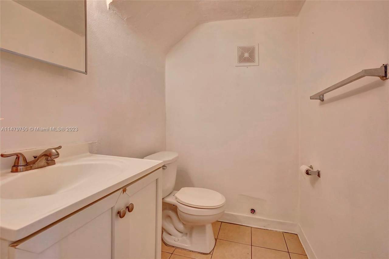 https://bt-photos.global.ssl.fastly.net/miami/1280_boomver_2_A11479750-2.jpg