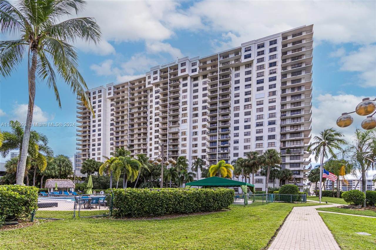 https://bt-photos.global.ssl.fastly.net/miami/1280_boomver_2_A11492693-2.jpg