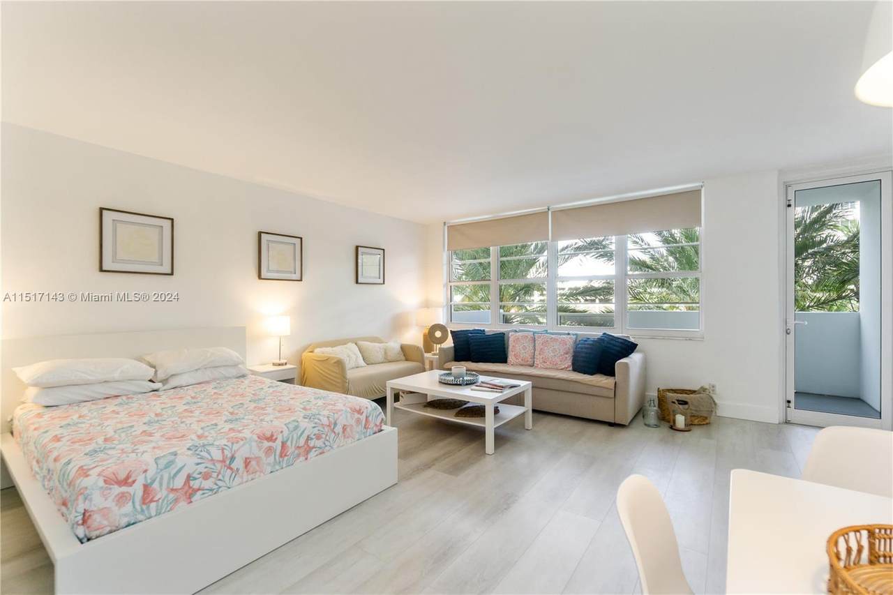 100 Lincoln Rd - Photo 1