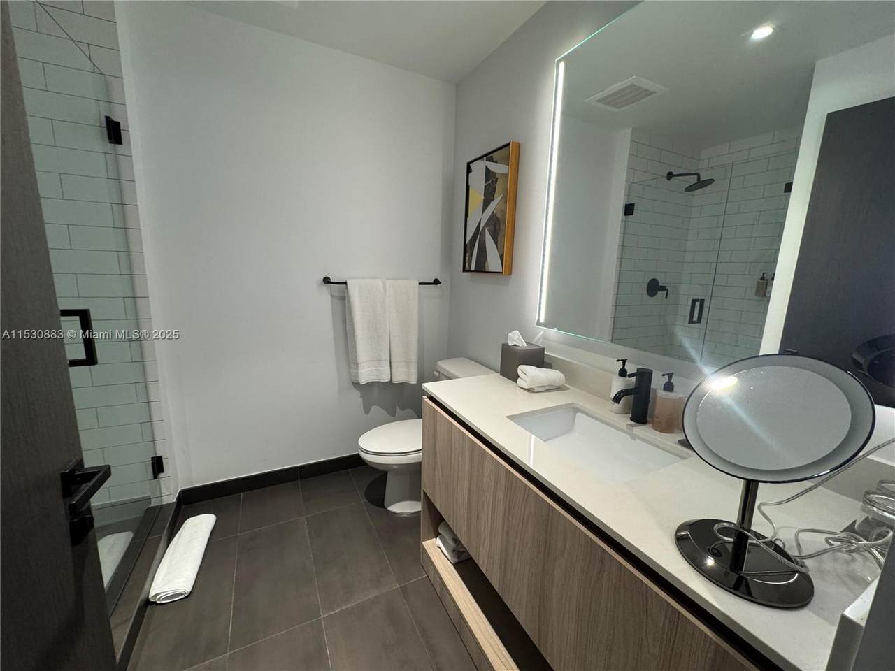 https://bt-photos.global.ssl.fastly.net/miami/1280_boomver_2_A11530883-2.jpg