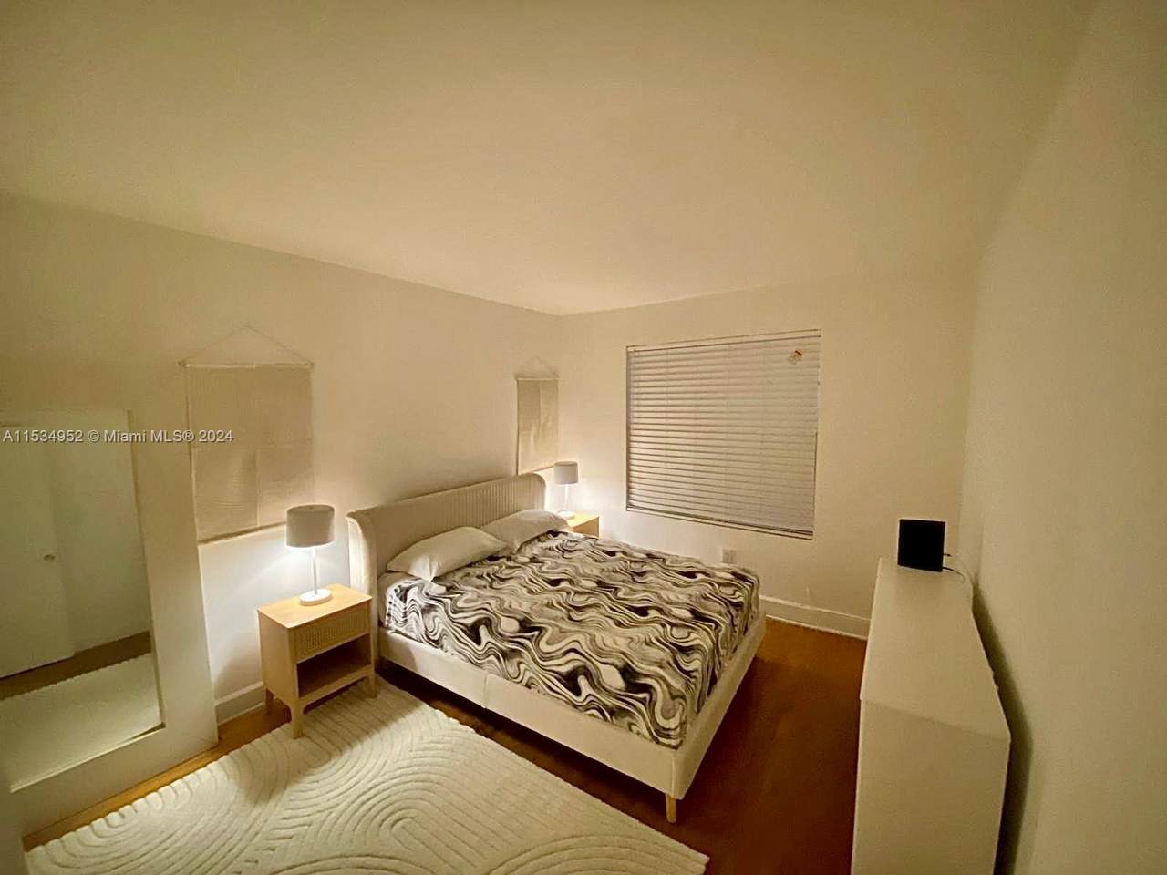 https://bt-photos.global.ssl.fastly.net/miami/orig_boomver_2_A11534952-2.jpg